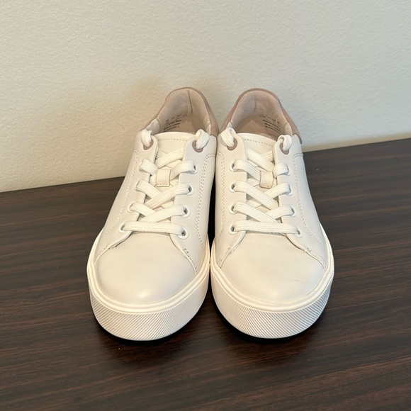 Naturalizer Shoes - New Naturalizer brand womens Morrison 2.0 sneakers, sz 5.5